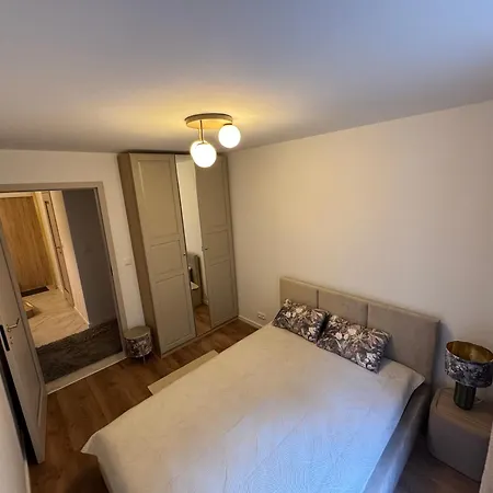 - Mieszkanie, Przy Centrum Zdrowia Dziecka - Miedzylesie Wawer - Dziecieliny 15 Apartmán