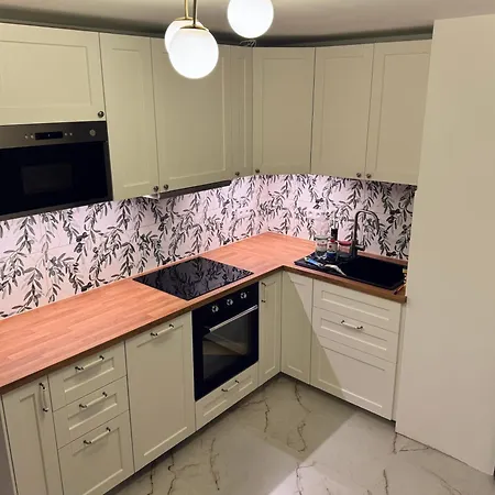 - Mieszkanie, Przy Centrum Zdrowia Dziecka - Miedzylesie Wawer - Dziecieliny 15 Apartman *